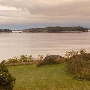 Meet your Posher, Tessa lynn